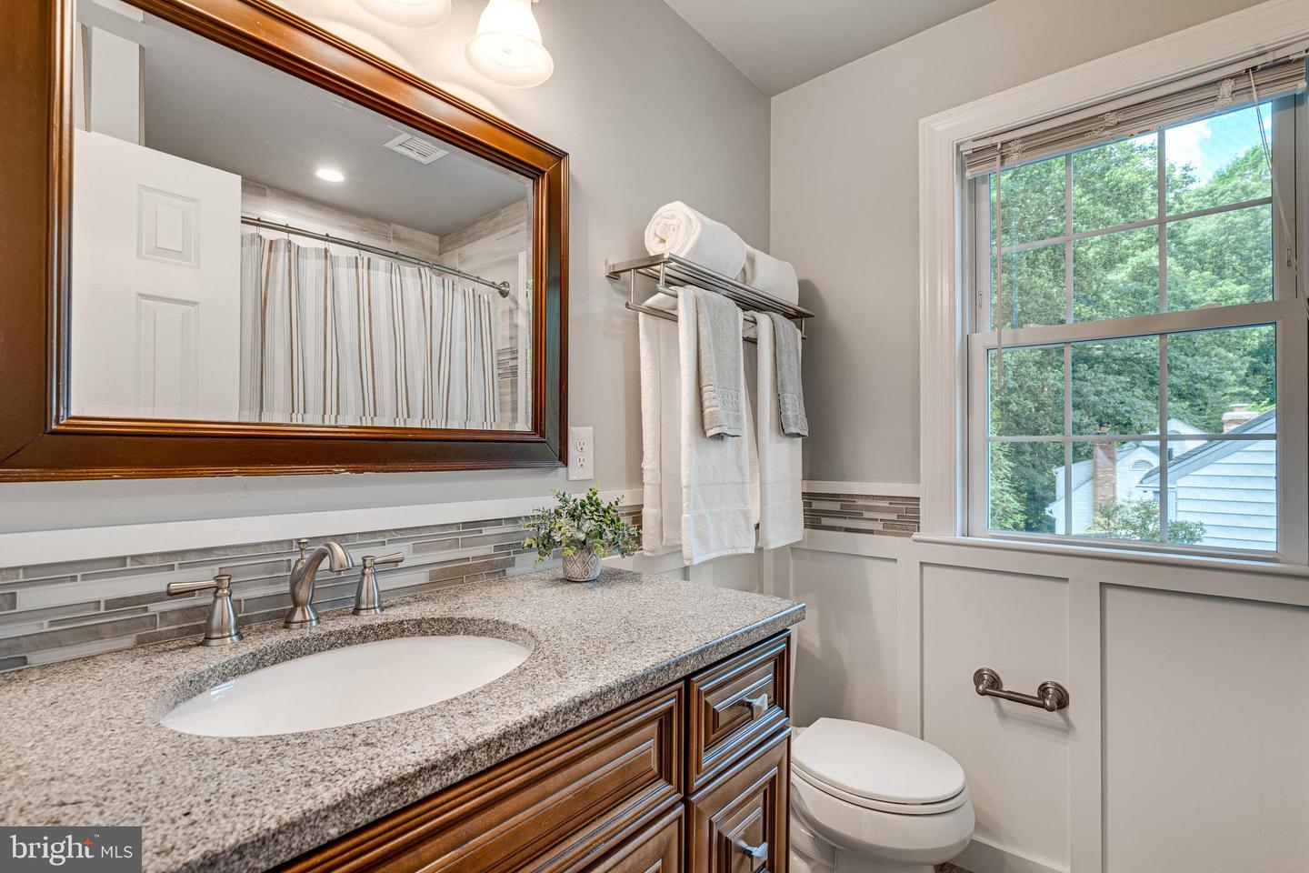 5718 WOODEN HAWK LN, BURKE, Virginia 22015, 5 Bedrooms Bedrooms, ,3 BathroomsBathrooms,Residential,For sale,5718 WOODEN HAWK LN,VAFX2255328 MLS # VAFX2255328