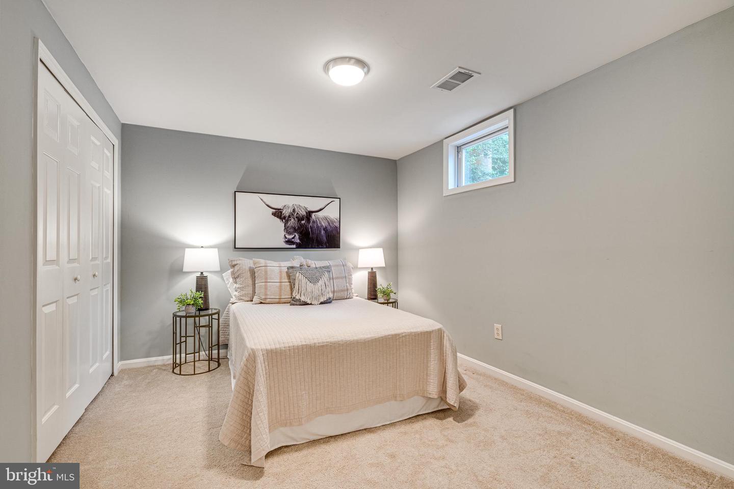 5718 WOODEN HAWK LN, BURKE, Virginia 22015, 5 Bedrooms Bedrooms, ,3 BathroomsBathrooms,Residential,For sale,5718 WOODEN HAWK LN,VAFX2255328 MLS # VAFX2255328
