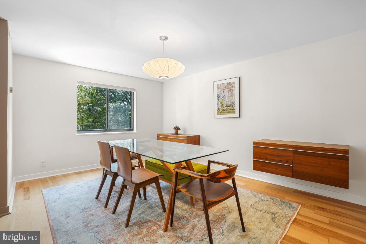 5904 MOUNT EAGLE DR #108B, ALEXANDRIA, Virginia 22303, 3 Bedrooms Bedrooms, 9 Rooms Rooms,2 BathroomsBathrooms,Residential,For sale,5904 MOUNT EAGLE DR #108B,VAFX2255330 MLS # VAFX2255330