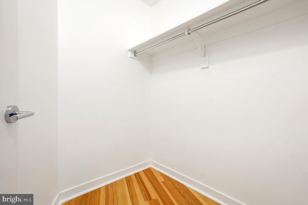 5904 MOUNT EAGLE DR #108B, ALEXANDRIA, Virginia 22303, 3 Bedrooms Bedrooms, 9 Rooms Rooms,2 BathroomsBathrooms,Residential,For sale,5904 MOUNT EAGLE DR #108B,VAFX2255330 MLS # VAFX2255330