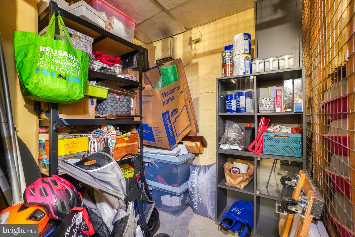 5904 MOUNT EAGLE DR #108B, ALEXANDRIA, Virginia 22303, 3 Bedrooms Bedrooms, 9 Rooms Rooms,2 BathroomsBathrooms,Residential,For sale,5904 MOUNT EAGLE DR #108B,VAFX2255330 MLS # VAFX2255330