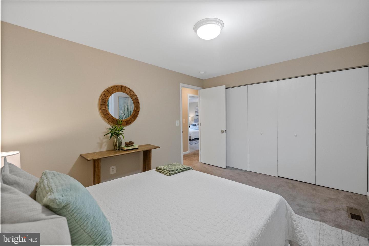 6352 12TH ST N, ARLINGTON, Virginia 22205, 3 Bedrooms Bedrooms, ,2 BathroomsBathrooms,Residential,For sale,6352 12TH ST N,VAAR2060684 MLS # VAAR2060684