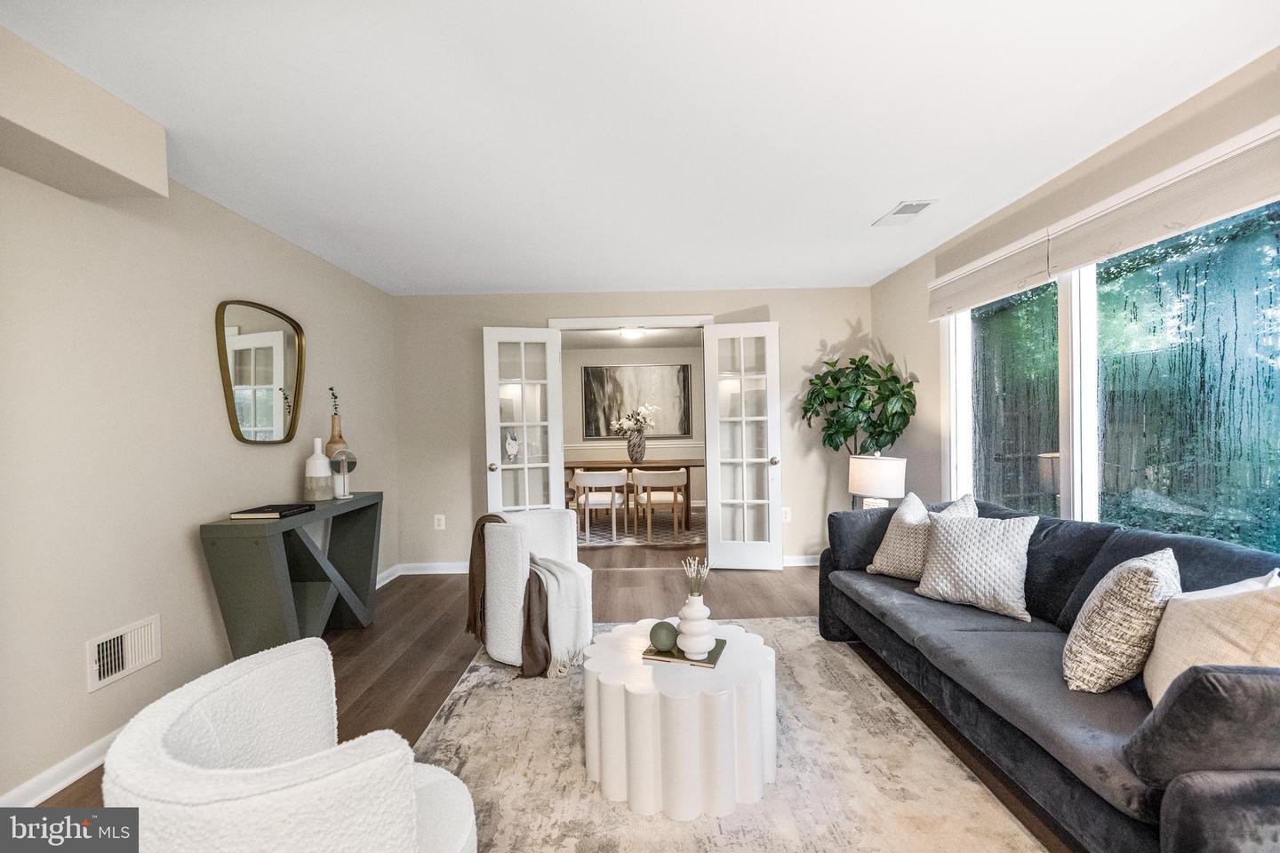 6352 12TH ST N, ARLINGTON, Virginia 22205, 3 Bedrooms Bedrooms, ,2 BathroomsBathrooms,Residential,For sale,6352 12TH ST N,VAAR2060684 MLS # VAAR2060684