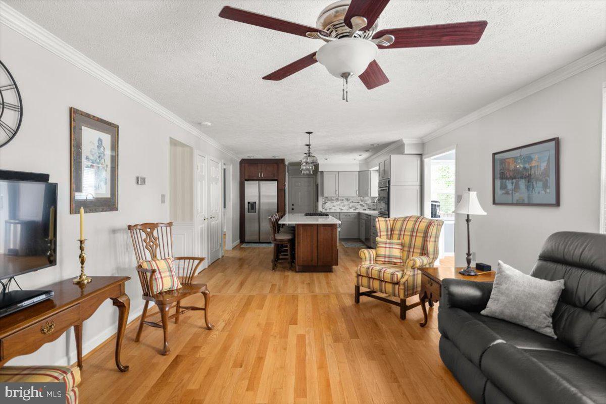 1962 KATHY CT, WINCHESTER, Virginia 22601, 4 Bedrooms Bedrooms, ,2 BathroomsBathrooms,Residential,For sale,1962 KATHY CT,VAFV2035386 MLS # VAFV2035386