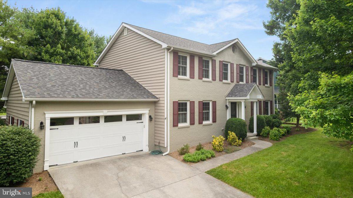 1962 KATHY CT, WINCHESTER, Virginia 22601, 4 Bedrooms Bedrooms, ,2 BathroomsBathrooms,Residential,For sale,1962 KATHY CT,VAFV2035386 MLS # VAFV2035386