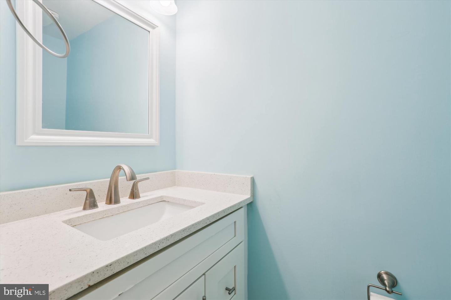 3024 SUGAR LN, VIENNA, Virginia 22181, 4 Bedrooms Bedrooms, ,3 BathroomsBathrooms,Residential,For sale,3024 SUGAR LN,VAFX2255012 MLS # VAFX2255012