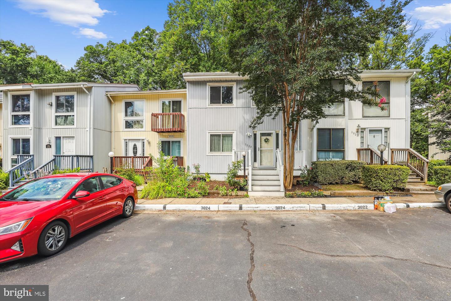 3024 SUGAR LN, VIENNA, Virginia 22181, 4 Bedrooms Bedrooms, ,3 BathroomsBathrooms,Residential,For sale,3024 SUGAR LN,VAFX2255012 MLS # VAFX2255012