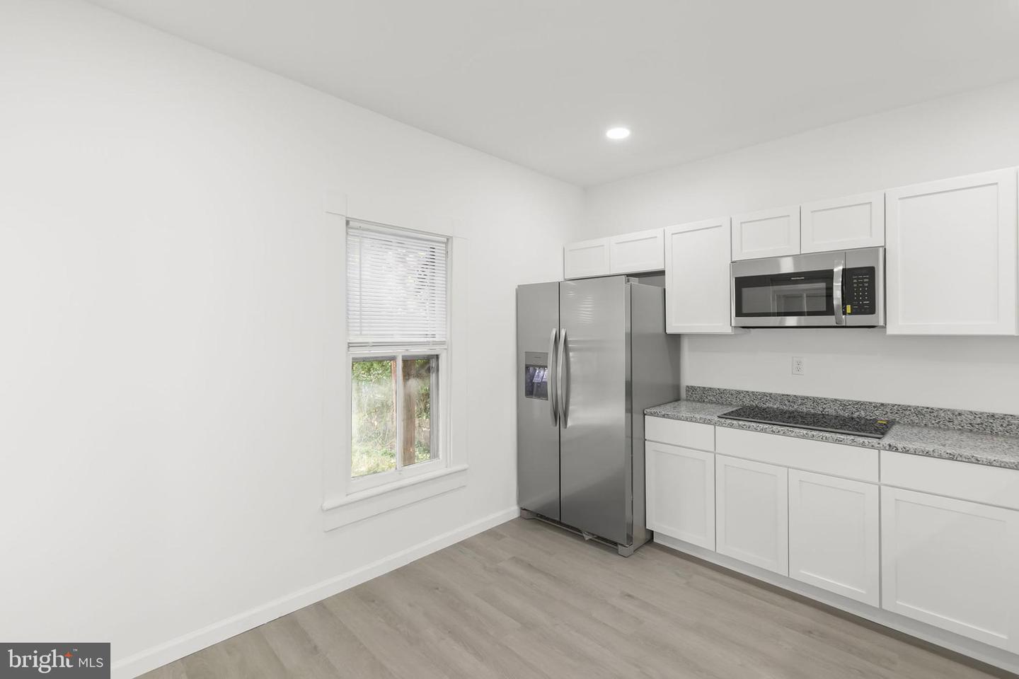 707 S BRADDOCK ST, WINCHESTER, Virginia 22601, 5 Bedrooms Bedrooms, ,2 BathroomsBathrooms,Residential,For sale,707 S BRADDOCK ST,VAWI2008680 MLS # VAWI2008680