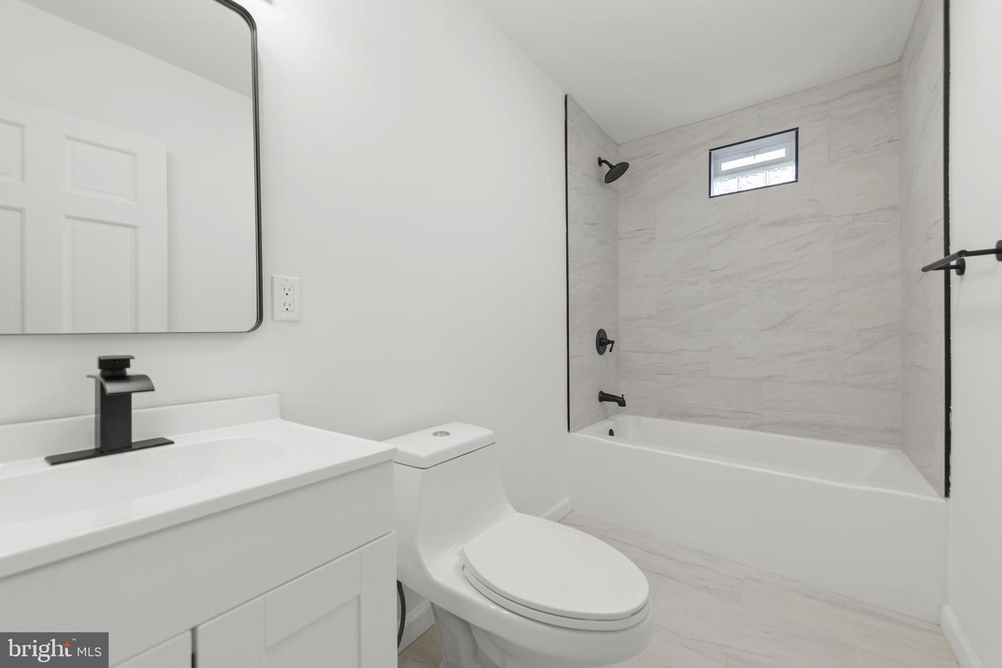 707 S BRADDOCK ST, WINCHESTER, Virginia 22601, 5 Bedrooms Bedrooms, ,2 BathroomsBathrooms,Residential,For sale,707 S BRADDOCK ST,VAWI2008680 MLS # VAWI2008680