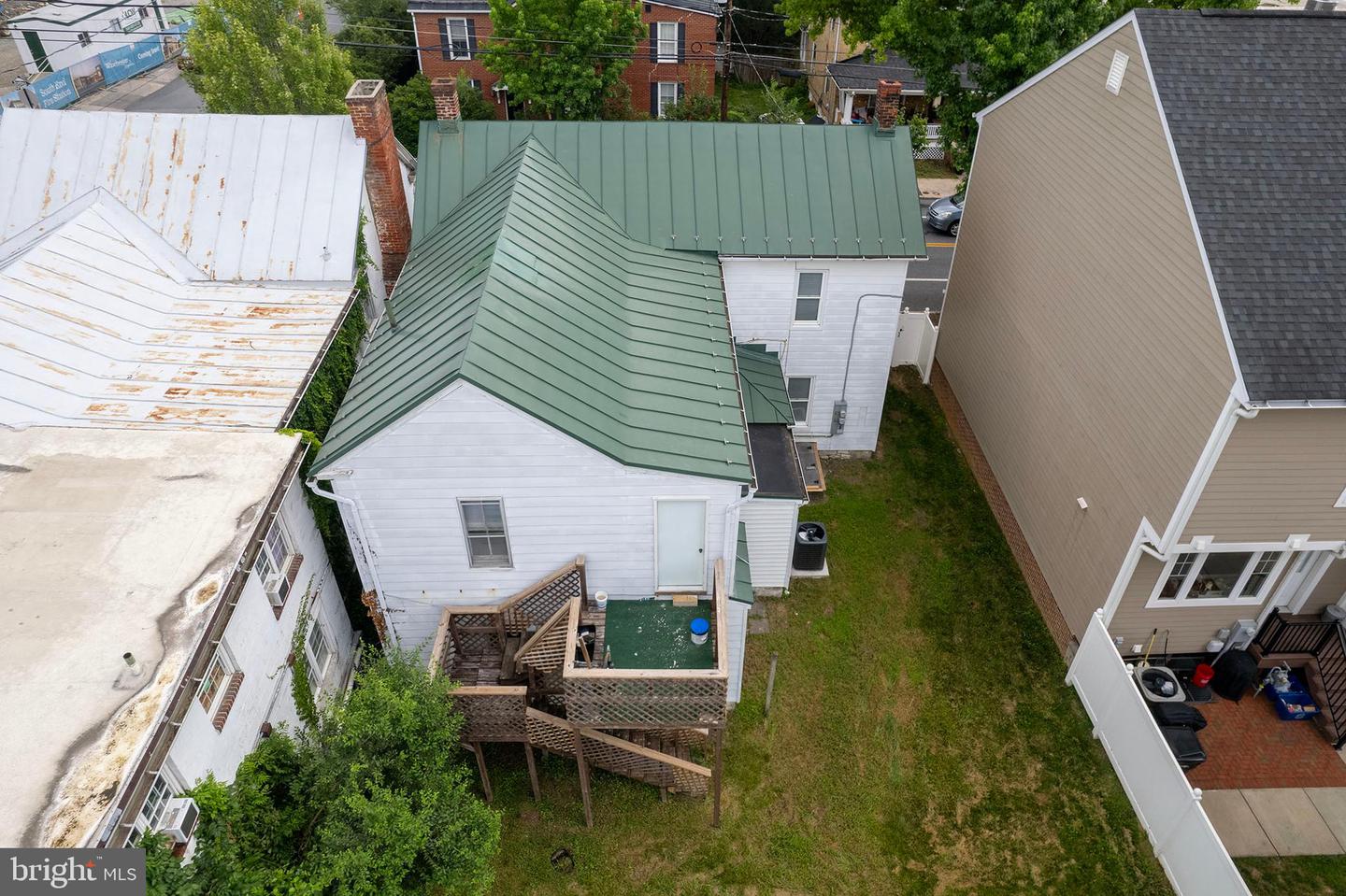 707 S BRADDOCK ST, WINCHESTER, Virginia 22601, 5 Bedrooms Bedrooms, ,2 BathroomsBathrooms,Residential,For sale,707 S BRADDOCK ST,VAWI2008680 MLS # VAWI2008680