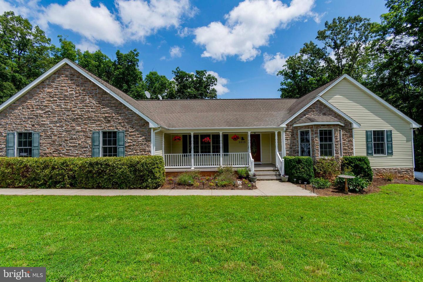 5519 BAZZANELLA DR, MINERAL, Virginia 23117, 5 Bedrooms Bedrooms, ,4 BathroomsBathrooms,Residential,For sale,5519 BAZZANELLA DR,VASP2034670 MLS # VASP2034670