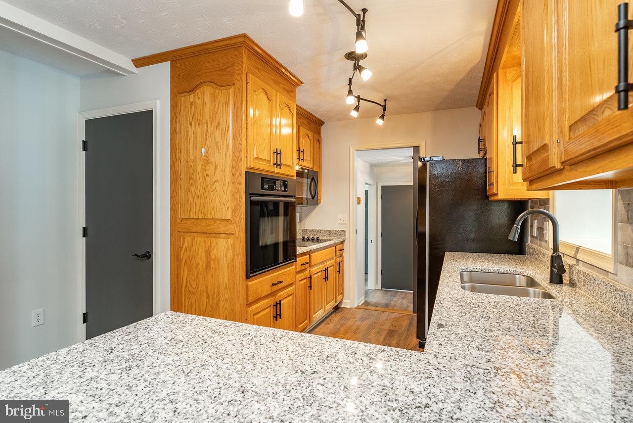 309 2ND ST, GROTTOES, Virginia 24441, 3 Bedrooms Bedrooms, ,2 BathroomsBathrooms,Residential,For sale,309 2ND ST,VARO2002436 MLS # VARO2002436