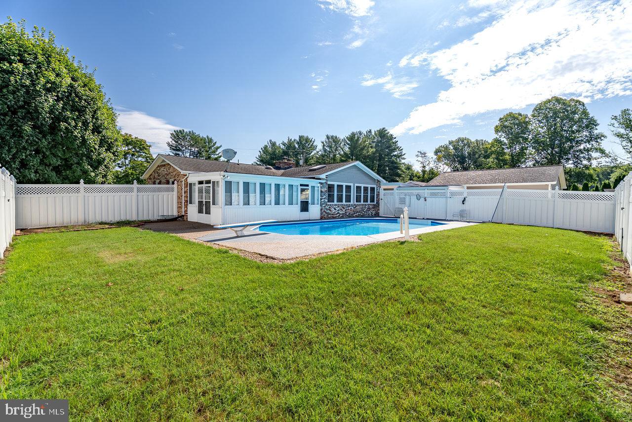 309 2ND ST, GROTTOES, Virginia 24441, 3 Bedrooms Bedrooms, ,2 BathroomsBathrooms,Residential,For sale,309 2ND ST,VARO2002436 MLS # VARO2002436