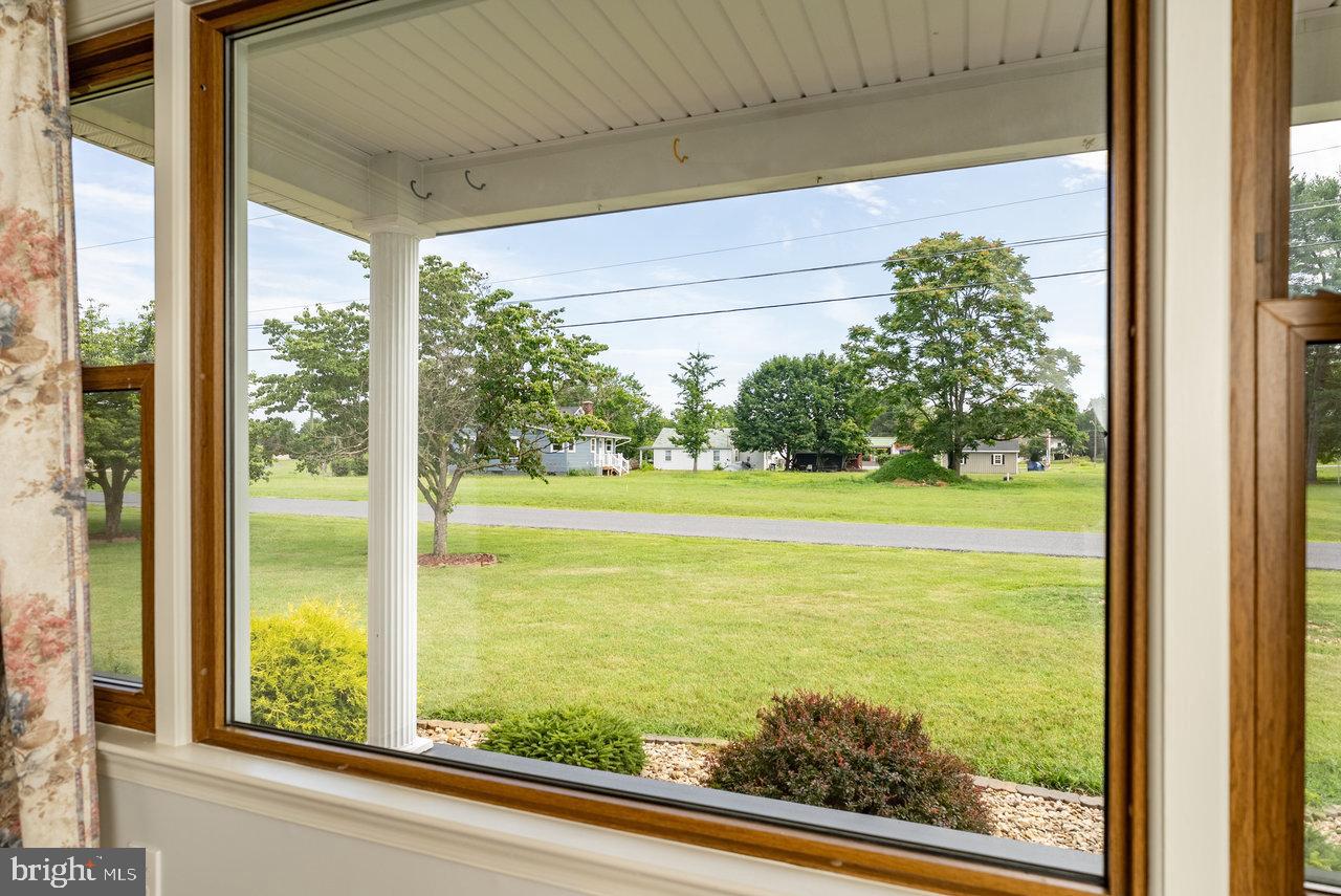 309 2ND ST, GROTTOES, Virginia 24441, 3 Bedrooms Bedrooms, ,2 BathroomsBathrooms,Residential,For sale,309 2ND ST,VARO2002436 MLS # VARO2002436