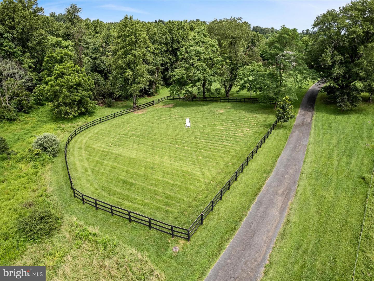 3959 COBBLER MOUNTAIN RD, DELAPLANE, Virginia 20144, 3 Bedrooms Bedrooms, ,2 BathroomsBathrooms,Residential,For sale,3959 COBBLER MOUNTAIN RD,VAFQ2017454 MLS # VAFQ2017454
