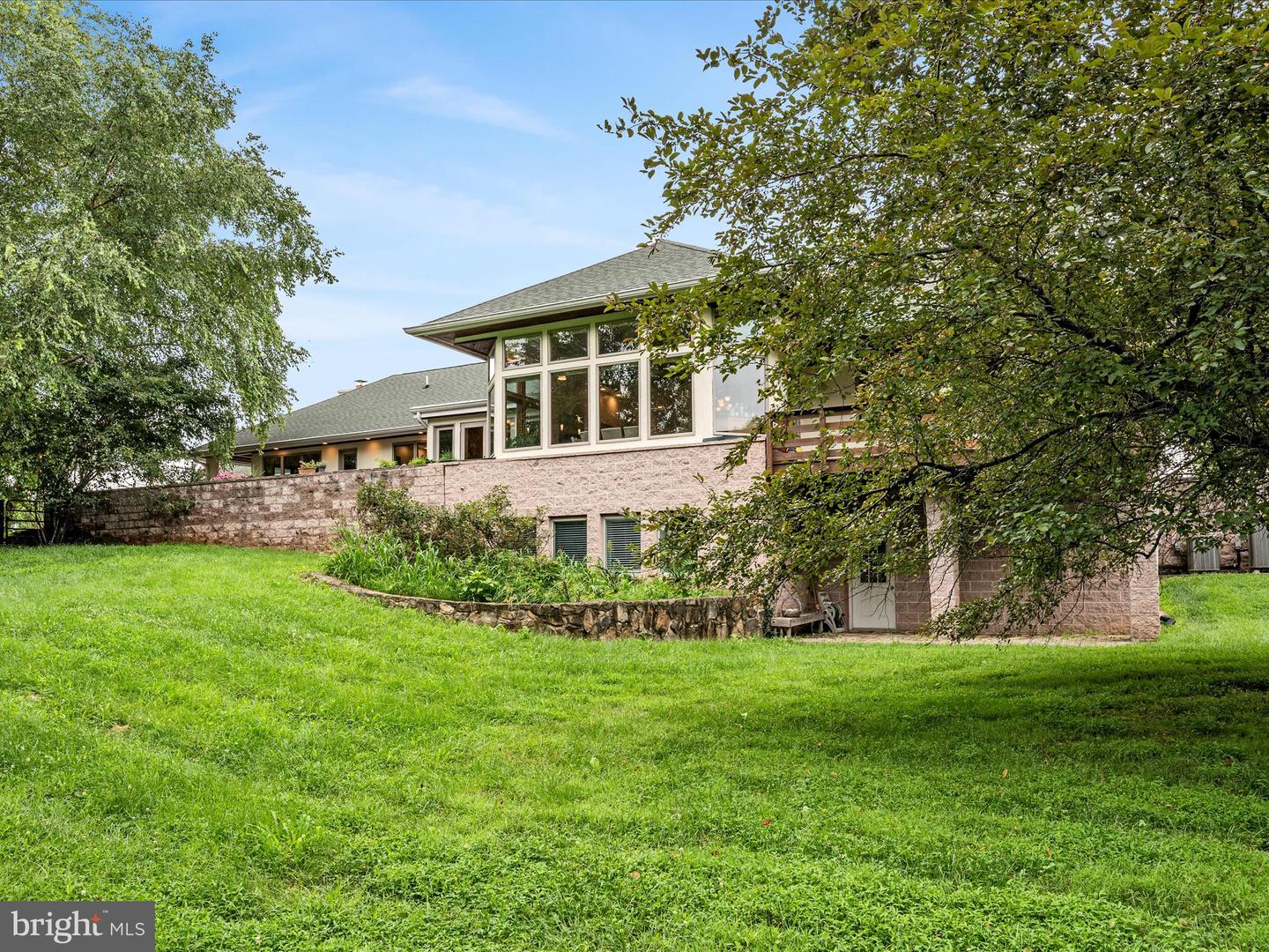 3959 COBBLER MOUNTAIN RD, DELAPLANE, Virginia 20144, 3 Bedrooms Bedrooms, ,2 BathroomsBathrooms,Residential,For sale,3959 COBBLER MOUNTAIN RD,VAFQ2017454 MLS # VAFQ2017454