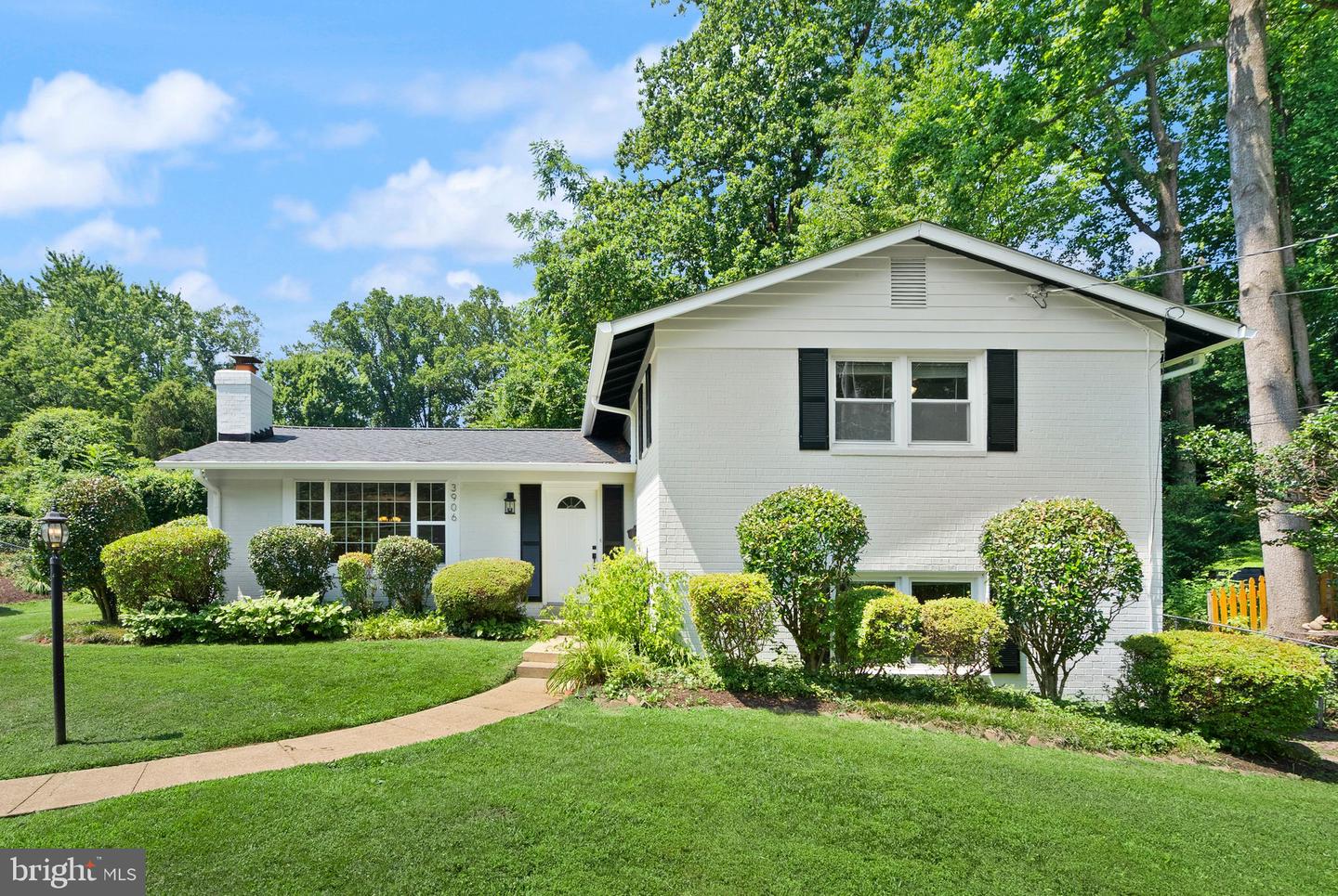 3906 IVYDALE DR, ANNANDALE, Virginia 22003, 3 Bedrooms Bedrooms, ,3 BathroomsBathrooms,Residential,For sale,3906 IVYDALE DR,VAFX2255078 MLS # VAFX2255078