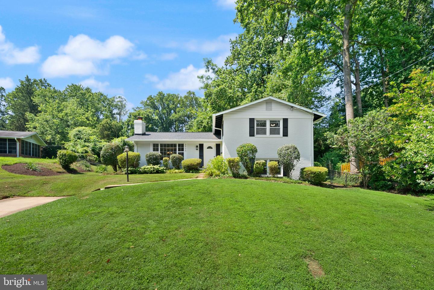 3906 IVYDALE DR, ANNANDALE, Virginia 22003, 3 Bedrooms Bedrooms, ,3 BathroomsBathrooms,Residential,For sale,3906 IVYDALE DR,VAFX2255078 MLS # VAFX2255078