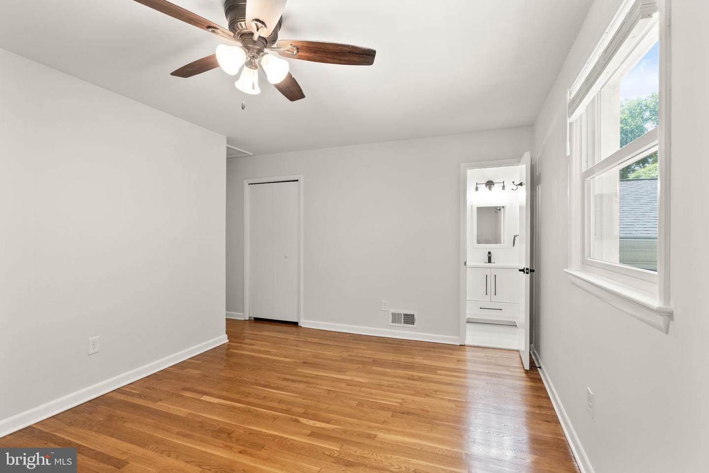 3906 IVYDALE DR, ANNANDALE, Virginia 22003, 3 Bedrooms Bedrooms, ,3 BathroomsBathrooms,Residential,For sale,3906 IVYDALE DR,VAFX2255078 MLS # VAFX2255078