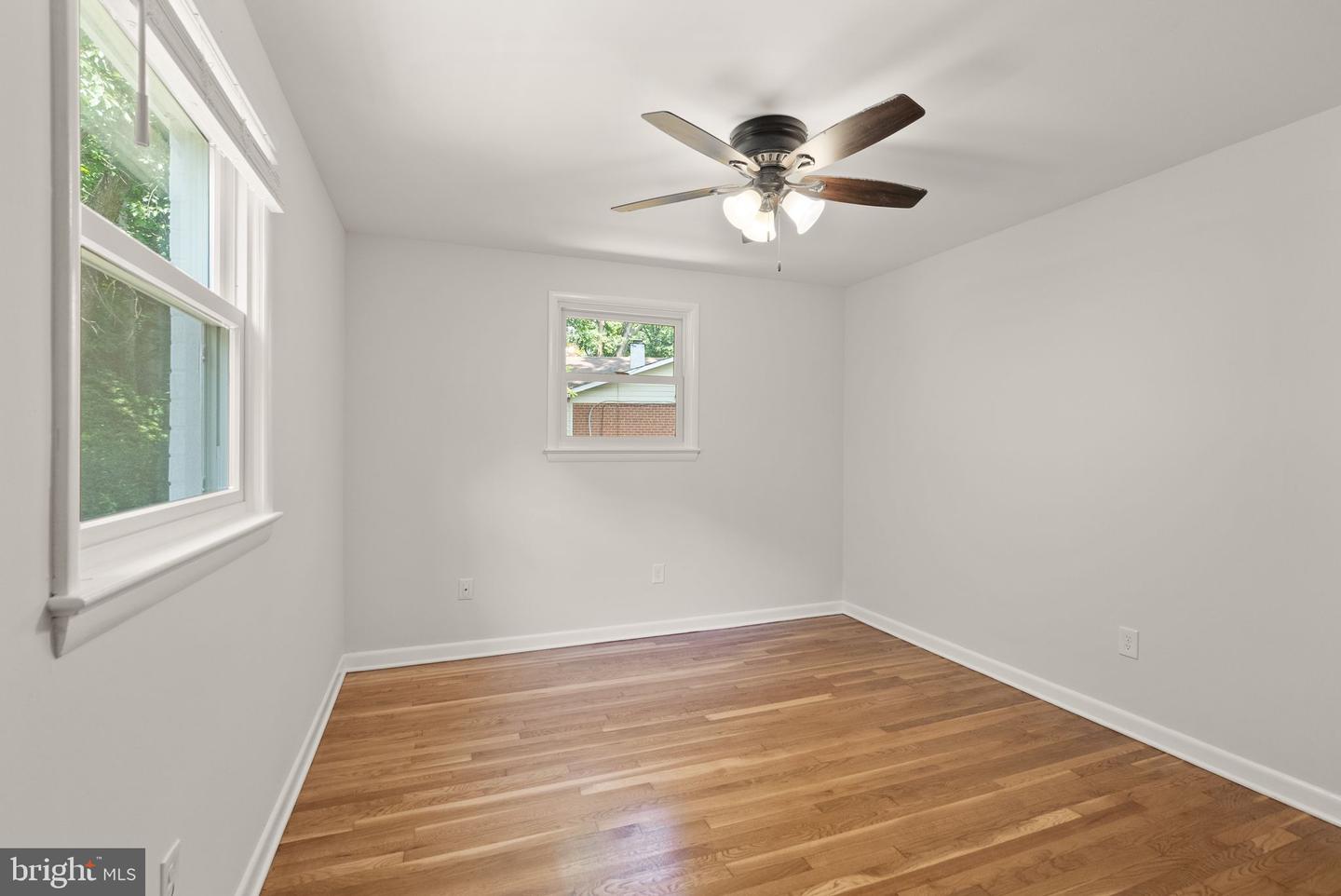 3906 IVYDALE DR, ANNANDALE, Virginia 22003, 3 Bedrooms Bedrooms, ,3 BathroomsBathrooms,Residential,For sale,3906 IVYDALE DR,VAFX2255078 MLS # VAFX2255078