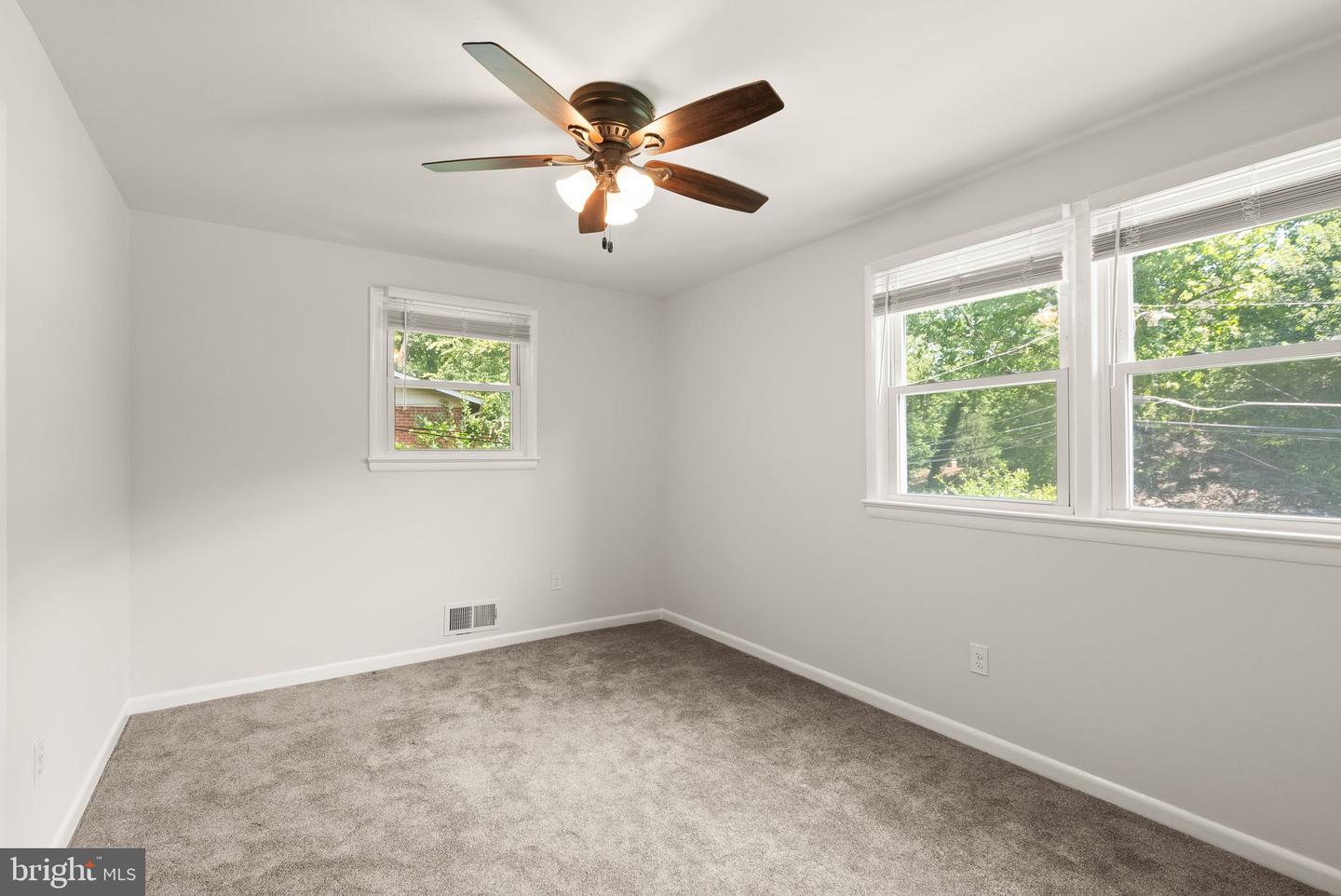 3906 IVYDALE DR, ANNANDALE, Virginia 22003, 3 Bedrooms Bedrooms, ,3 BathroomsBathrooms,Residential,For sale,3906 IVYDALE DR,VAFX2255078 MLS # VAFX2255078