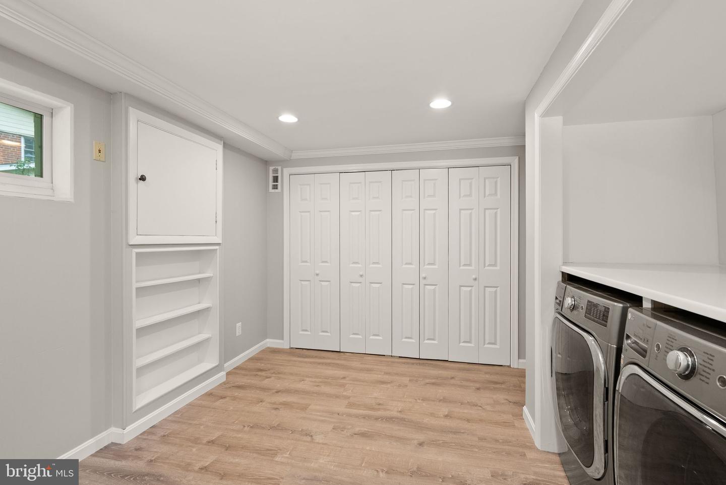 3906 IVYDALE DR, ANNANDALE, Virginia 22003, 3 Bedrooms Bedrooms, ,3 BathroomsBathrooms,Residential,For sale,3906 IVYDALE DR,VAFX2255078 MLS # VAFX2255078
