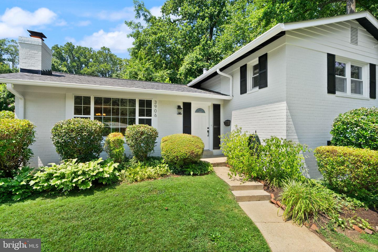 3906 IVYDALE DR, ANNANDALE, Virginia 22003, 3 Bedrooms Bedrooms, ,3 BathroomsBathrooms,Residential,For sale,3906 IVYDALE DR,VAFX2255078 MLS # VAFX2255078