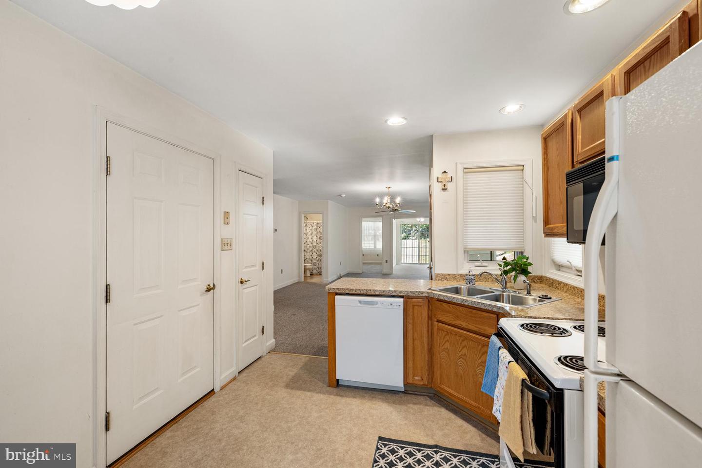 231 SOUTHRIDGE CT, WOODSTOCK, Virginia 22664, 2 Bedrooms Bedrooms, ,2 BathroomsBathrooms,Residential,For sale,231 SOUTHRIDGE CT,VASH2011962 MLS # VASH2011962