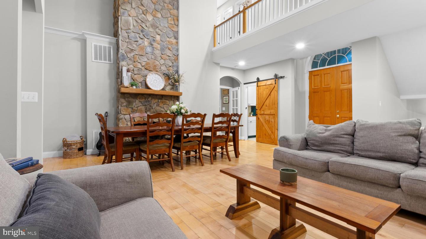 3497 BULL RUN MOUNTAIN RD, THE PLAINS, Virginia 20198, 4 Bedrooms Bedrooms, ,4 BathroomsBathrooms,Residential,For sale,3497 BULL RUN MOUNTAIN RD,VAFQ2017400 MLS # VAFQ2017400