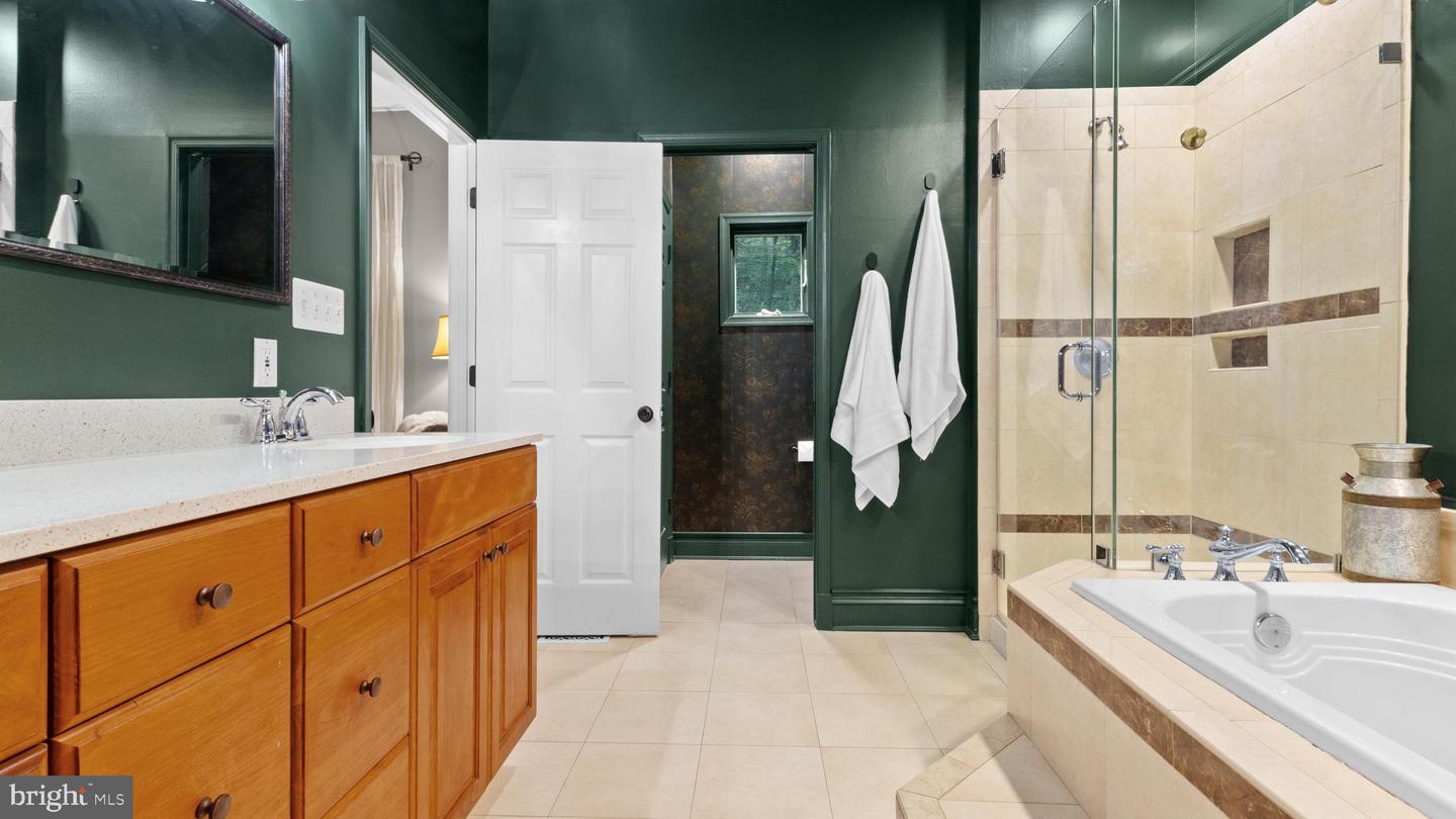 3497 BULL RUN MOUNTAIN RD, THE PLAINS, Virginia 20198, 4 Bedrooms Bedrooms, ,4 BathroomsBathrooms,Residential,For sale,3497 BULL RUN MOUNTAIN RD,VAFQ2017400 MLS # VAFQ2017400