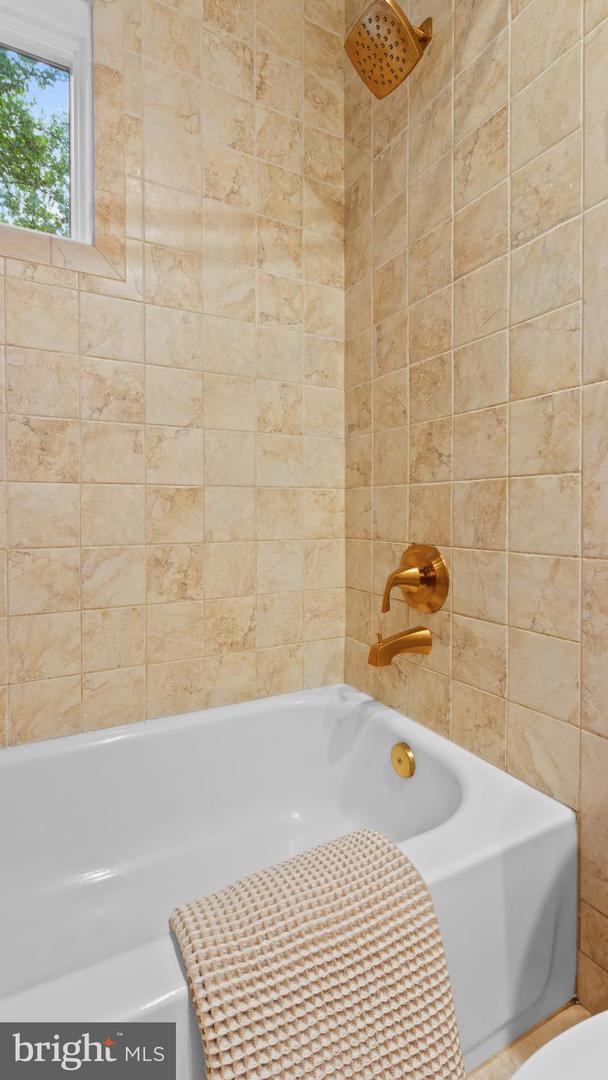 3497 BULL RUN MOUNTAIN RD, THE PLAINS, Virginia 20198, 4 Bedrooms Bedrooms, ,4 BathroomsBathrooms,Residential,For sale,3497 BULL RUN MOUNTAIN RD,VAFQ2017400 MLS # VAFQ2017400