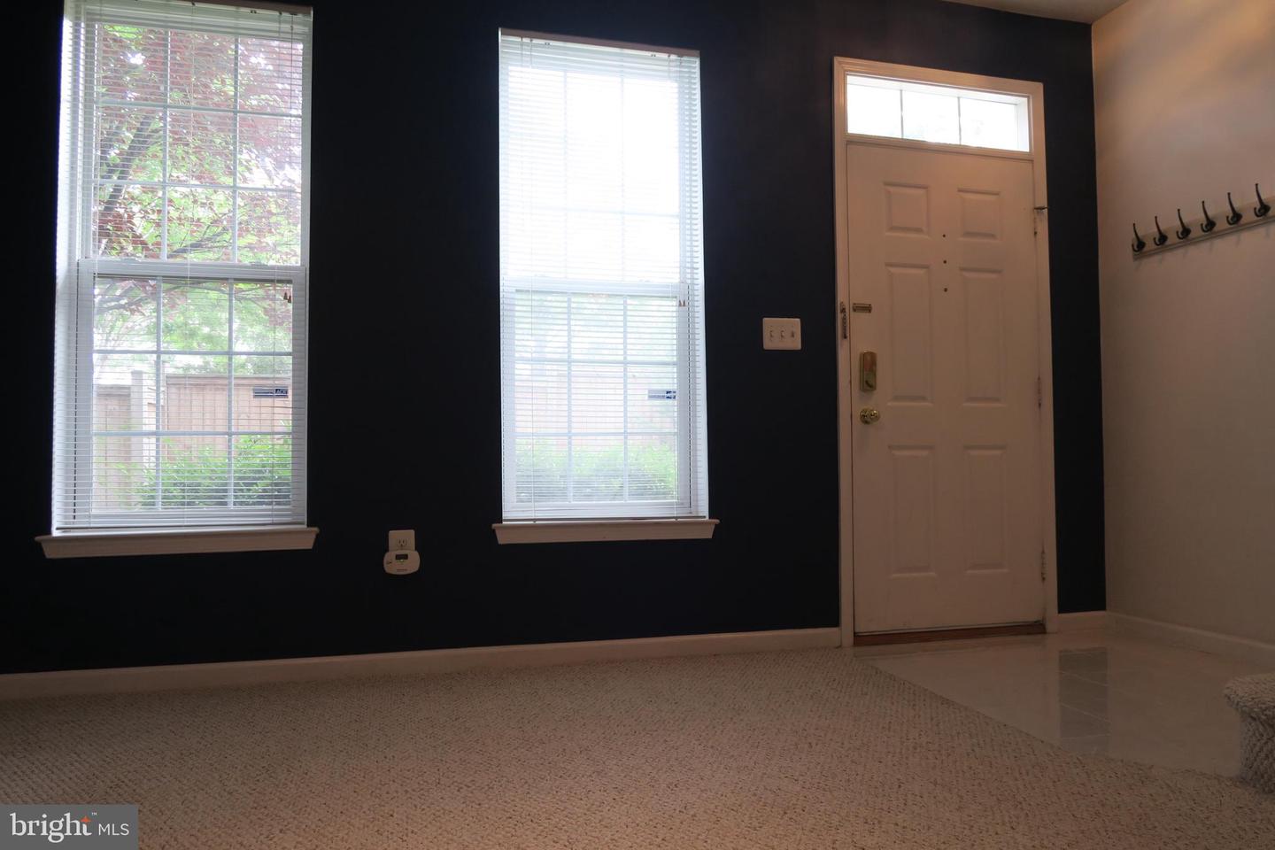 5818 COWLING CT, ALEXANDRIA, Virginia 22304, 3 Bedrooms Bedrooms, ,3 BathroomsBathrooms,Residential,For sale,5818 COWLING CT,VAAX2047348 MLS # VAAX2047348