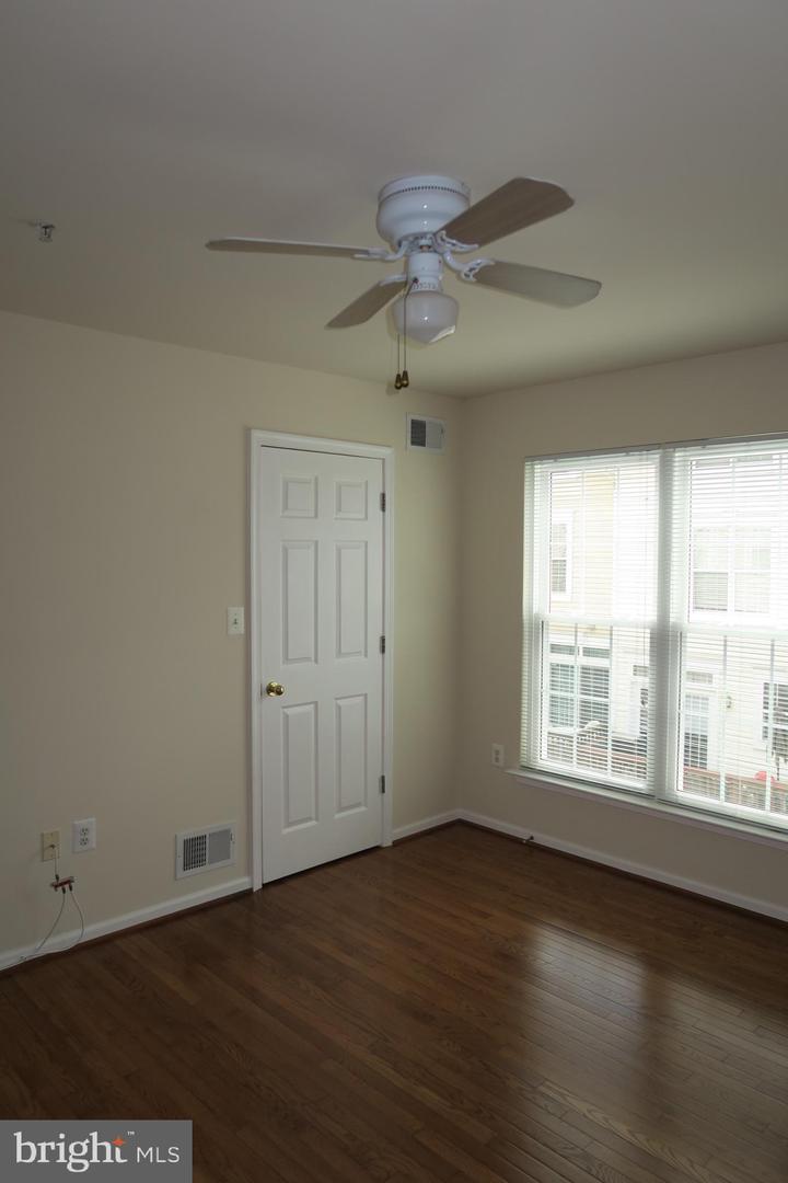 5818 COWLING CT, ALEXANDRIA, Virginia 22304, 3 Bedrooms Bedrooms, ,3 BathroomsBathrooms,Residential,For sale,5818 COWLING CT,VAAX2047348 MLS # VAAX2047348