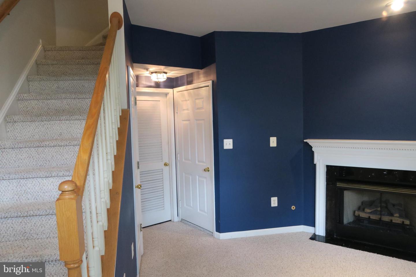 5818 COWLING CT, ALEXANDRIA, Virginia 22304, 3 Bedrooms Bedrooms, ,3 BathroomsBathrooms,Residential,For sale,5818 COWLING CT,VAAX2047348 MLS # VAAX2047348