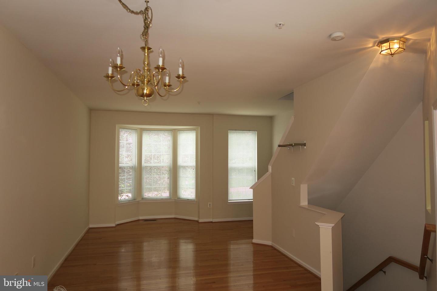 5818 COWLING CT, ALEXANDRIA, Virginia 22304, 3 Bedrooms Bedrooms, ,3 BathroomsBathrooms,Residential,For sale,5818 COWLING CT,VAAX2047348 MLS # VAAX2047348