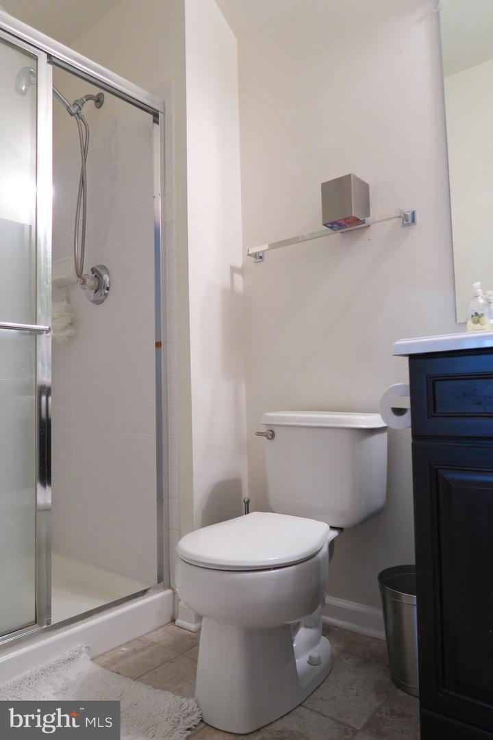 5818 COWLING CT, ALEXANDRIA, Virginia 22304, 3 Bedrooms Bedrooms, ,3 BathroomsBathrooms,Residential,For sale,5818 COWLING CT,VAAX2047348 MLS # VAAX2047348