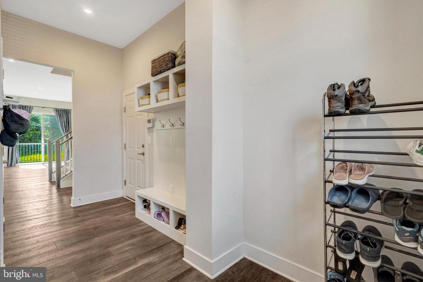 7386 SUGAR MAGNOLIA LOOP, GAINESVILLE, Virginia 20155, 5 Bedrooms Bedrooms, ,5 BathroomsBathrooms,Residential,For sale,7386 SUGAR MAGNOLIA LOOP,VAPW2098892 MLS # VAPW2098892