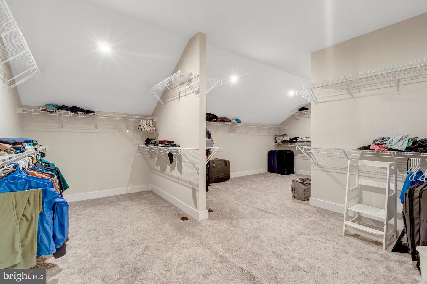 7386 SUGAR MAGNOLIA LOOP, GAINESVILLE, Virginia 20155, 5 Bedrooms Bedrooms, ,5 BathroomsBathrooms,Residential,For sale,7386 SUGAR MAGNOLIA LOOP,VAPW2098892 MLS # VAPW2098892