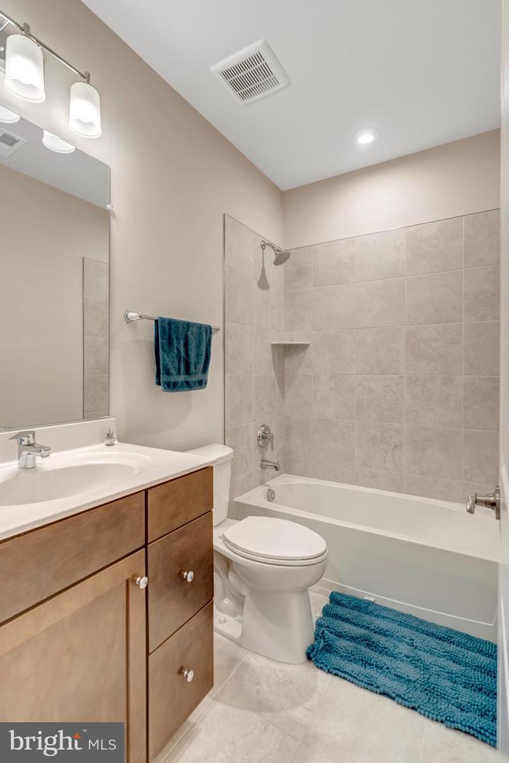 7386 SUGAR MAGNOLIA LOOP, GAINESVILLE, Virginia 20155, 5 Bedrooms Bedrooms, ,5 BathroomsBathrooms,Residential,For sale,7386 SUGAR MAGNOLIA LOOP,VAPW2098892 MLS # VAPW2098892