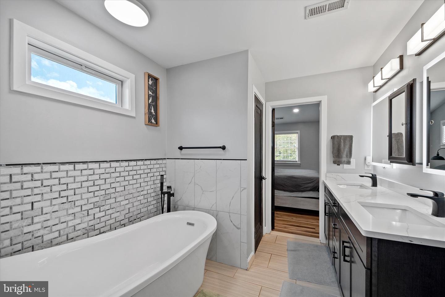 8042 COBB RD, MANASSAS, Virginia 20112, 4 Bedrooms Bedrooms, ,3 BathroomsBathrooms,Residential,For sale,8042 COBB RD,VAPW2098968 MLS # VAPW2098968