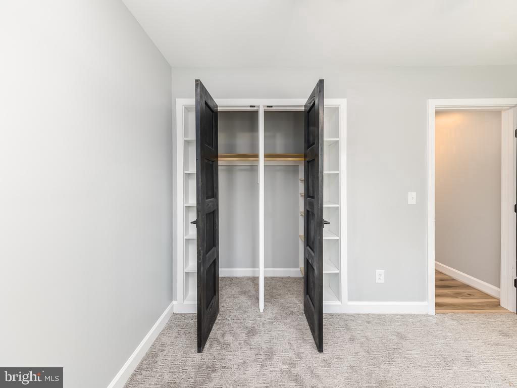 8042 COBB RD, MANASSAS, Virginia 20112, 4 Bedrooms Bedrooms, ,3 BathroomsBathrooms,Residential,For sale,8042 COBB RD,VAPW2098968 MLS # VAPW2098968