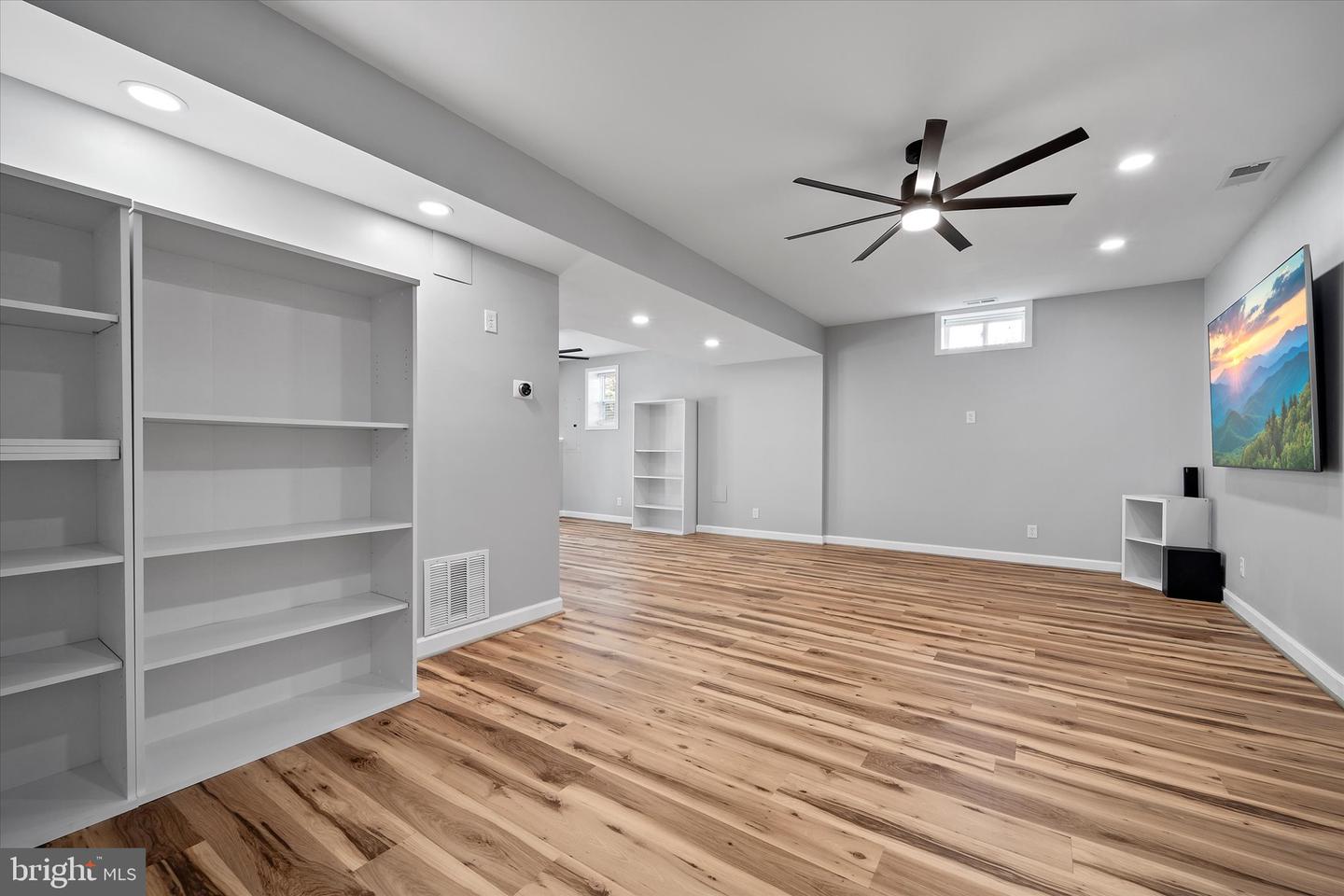8042 COBB RD, MANASSAS, Virginia 20112, 4 Bedrooms Bedrooms, ,3 BathroomsBathrooms,Residential,For sale,8042 COBB RD,VAPW2098968 MLS # VAPW2098968