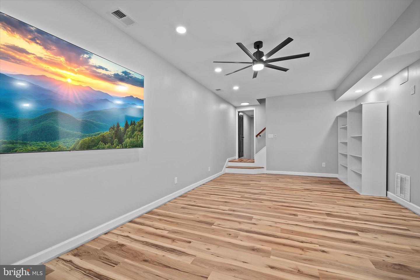 8042 COBB RD, MANASSAS, Virginia 20112, 4 Bedrooms Bedrooms, ,3 BathroomsBathrooms,Residential,For sale,8042 COBB RD,VAPW2098968 MLS # VAPW2098968
