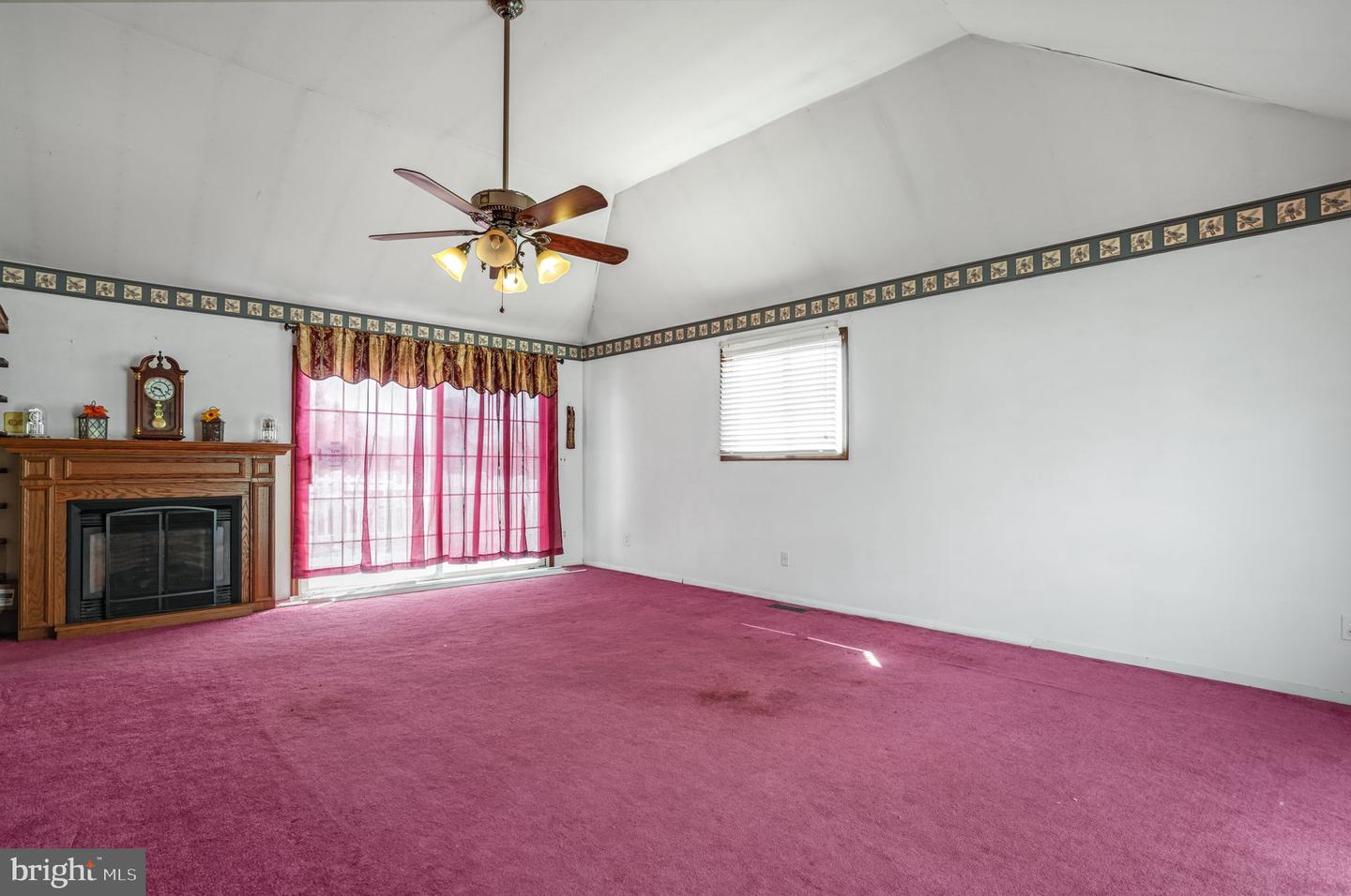 8254 SEA BREEZE DR, CHINCOTEAGUE ISLAND, Virginia 23336, 2 Bedrooms Bedrooms, ,1 BathroomBathrooms,Residential,For sale,8254 SEA BREEZE DR,VAAC2002032 MLS # VAAC2002032