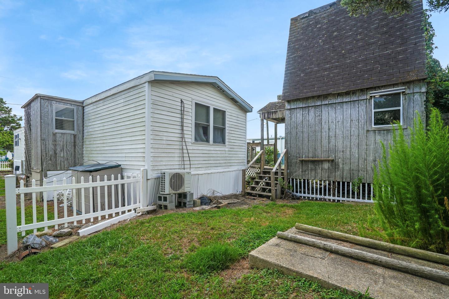 8254 SEA BREEZE DR, CHINCOTEAGUE ISLAND, Virginia 23336, 2 Bedrooms Bedrooms, ,1 BathroomBathrooms,Residential,For sale,8254 SEA BREEZE DR,VAAC2002032 MLS # VAAC2002032