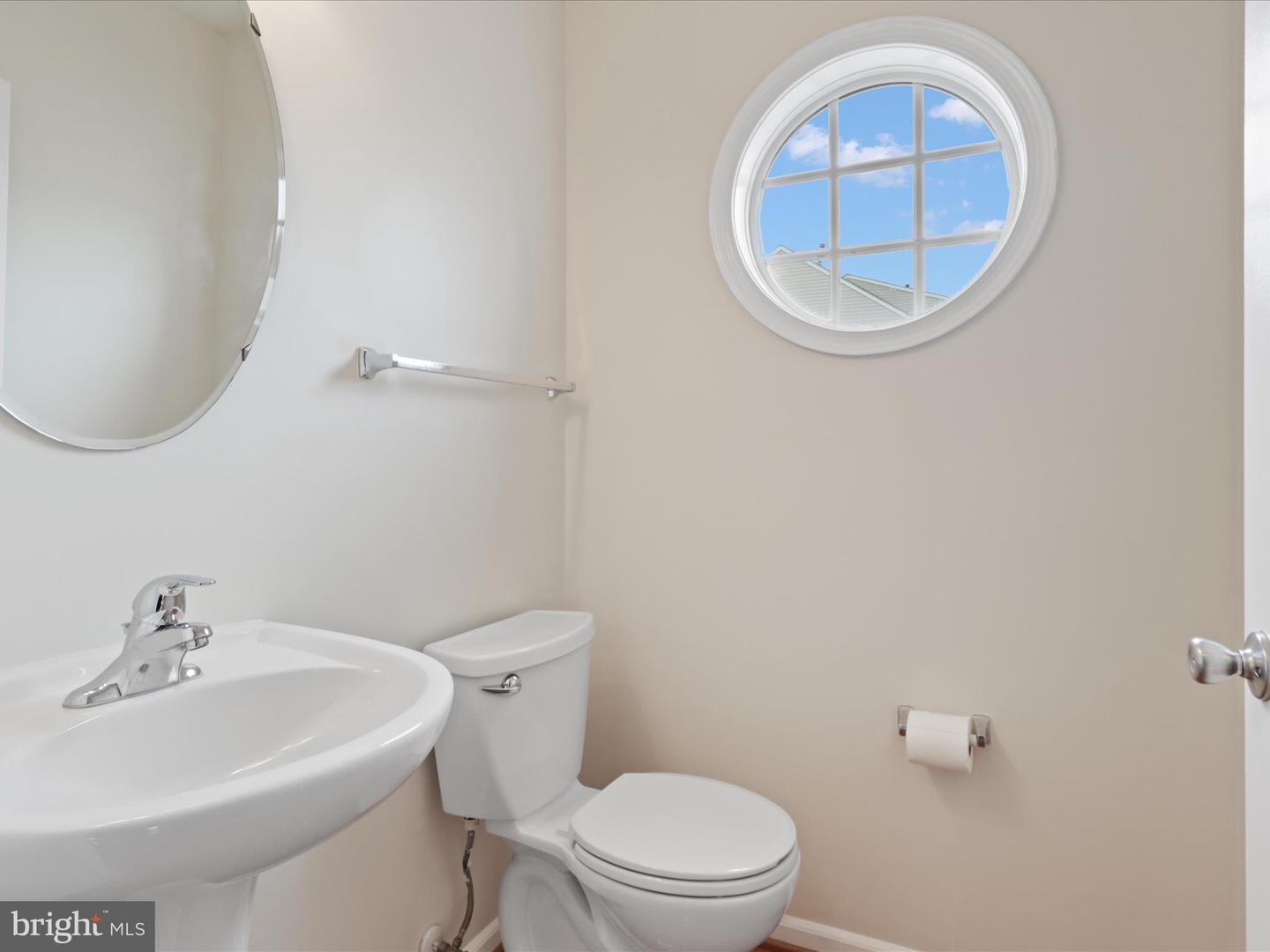 25435 PEACEFUL TER, ALDIE, Virginia 20105, 3 Bedrooms Bedrooms, ,3 BathroomsBathrooms,Residential,For sale,25435 PEACEFUL TER,VALO2101866 MLS # VALO2101866