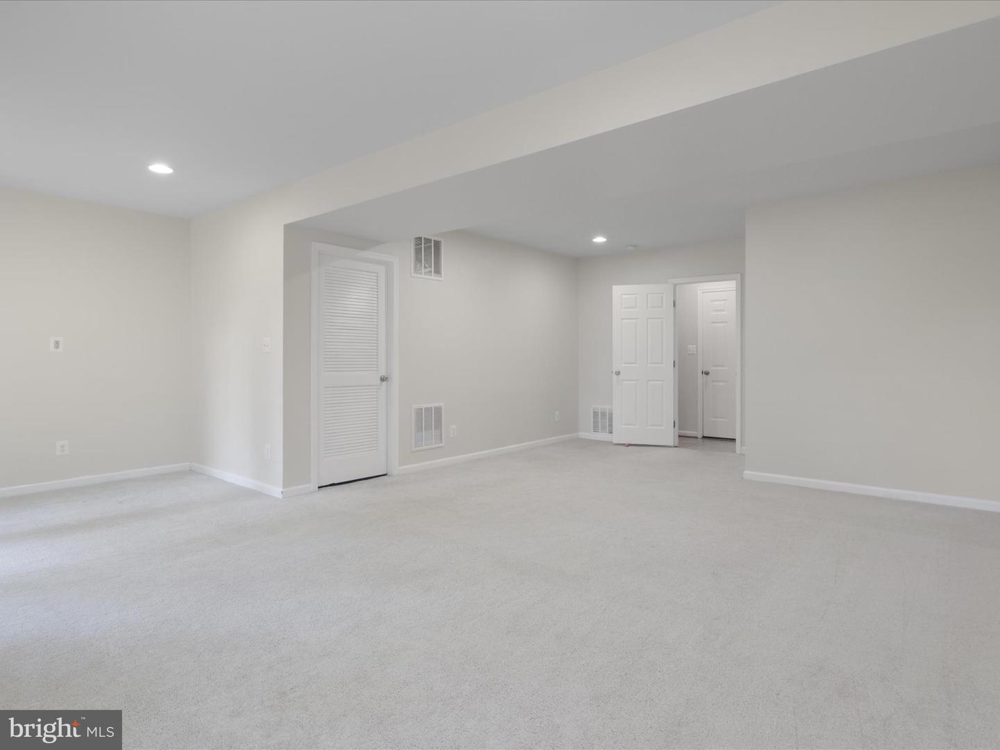 25435 PEACEFUL TER, ALDIE, Virginia 20105, 3 Bedrooms Bedrooms, ,3 BathroomsBathrooms,Residential,For sale,25435 PEACEFUL TER,VALO2101866 MLS # VALO2101866