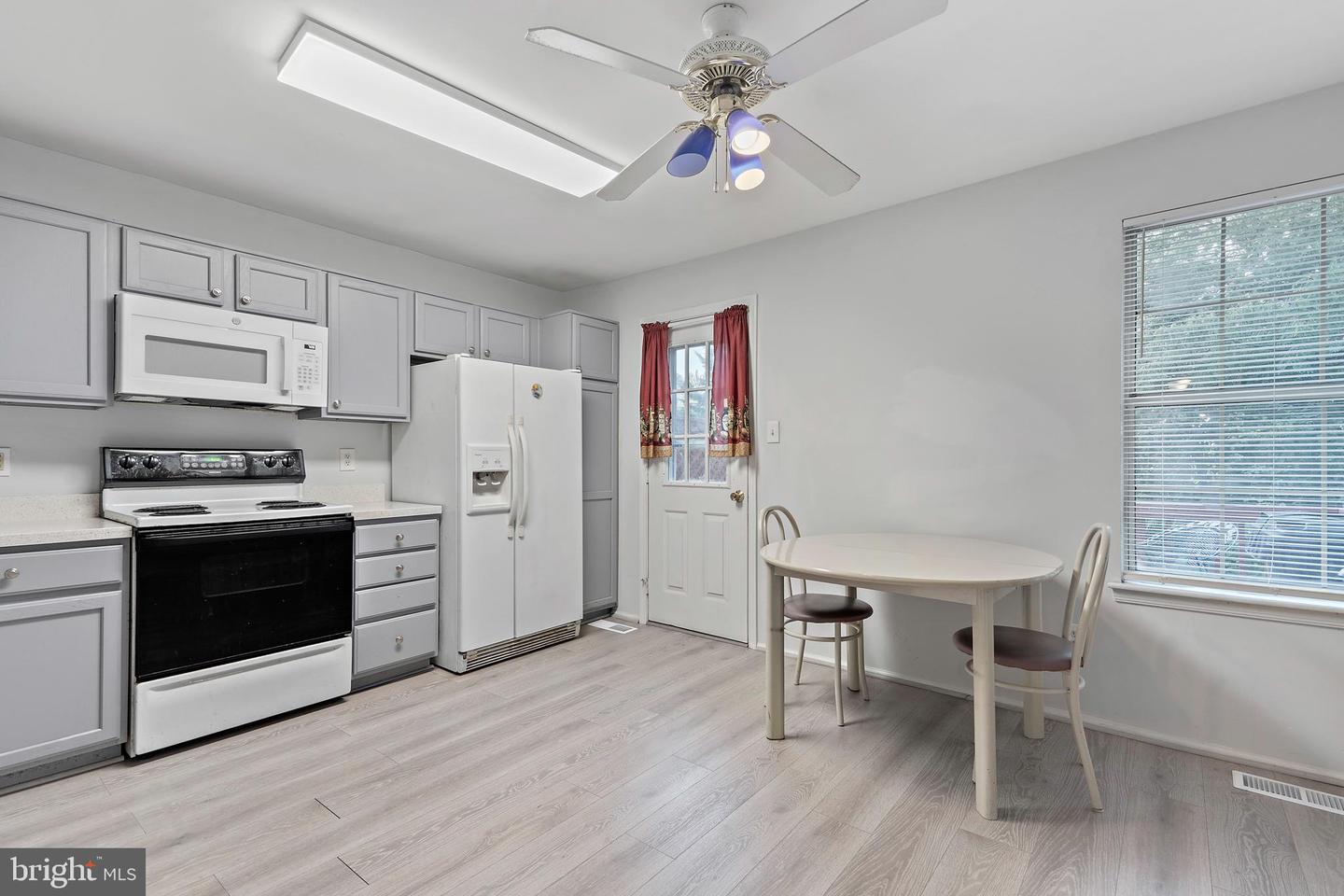 1993 WINSLOW CT, WOODBRIDGE, Virginia 22191, 4 Bedrooms Bedrooms, ,3 BathroomsBathrooms,Residential,For sale,1993 WINSLOW CT,VAPW2099014 MLS # VAPW2099014