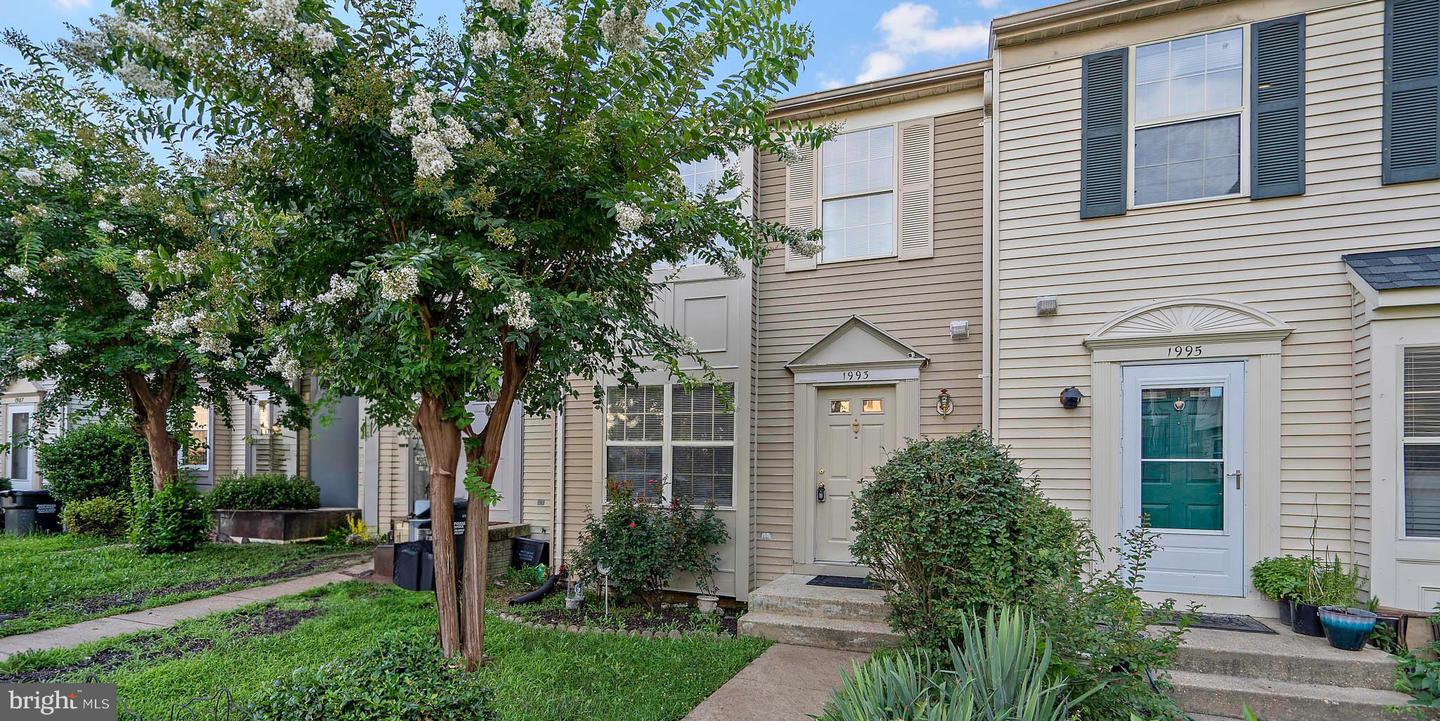 1993 WINSLOW CT, WOODBRIDGE, Virginia 22191, 4 Bedrooms Bedrooms, ,3 BathroomsBathrooms,Residential,For sale,1993 WINSLOW CT,VAPW2099014 MLS # VAPW2099014