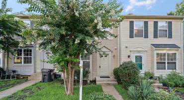 1993 WINSLOW CT, WOODBRIDGE, Virginia 22191, 4 Bedrooms Bedrooms, ,3 BathroomsBathrooms,Residential,For sale,1993 WINSLOW CT,VAPW2099014 MLS # VAPW2099014